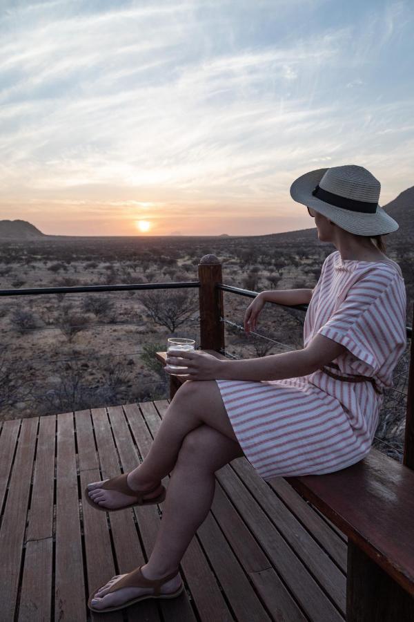 Hohenstein Lodge Usakos Экстерьер фото