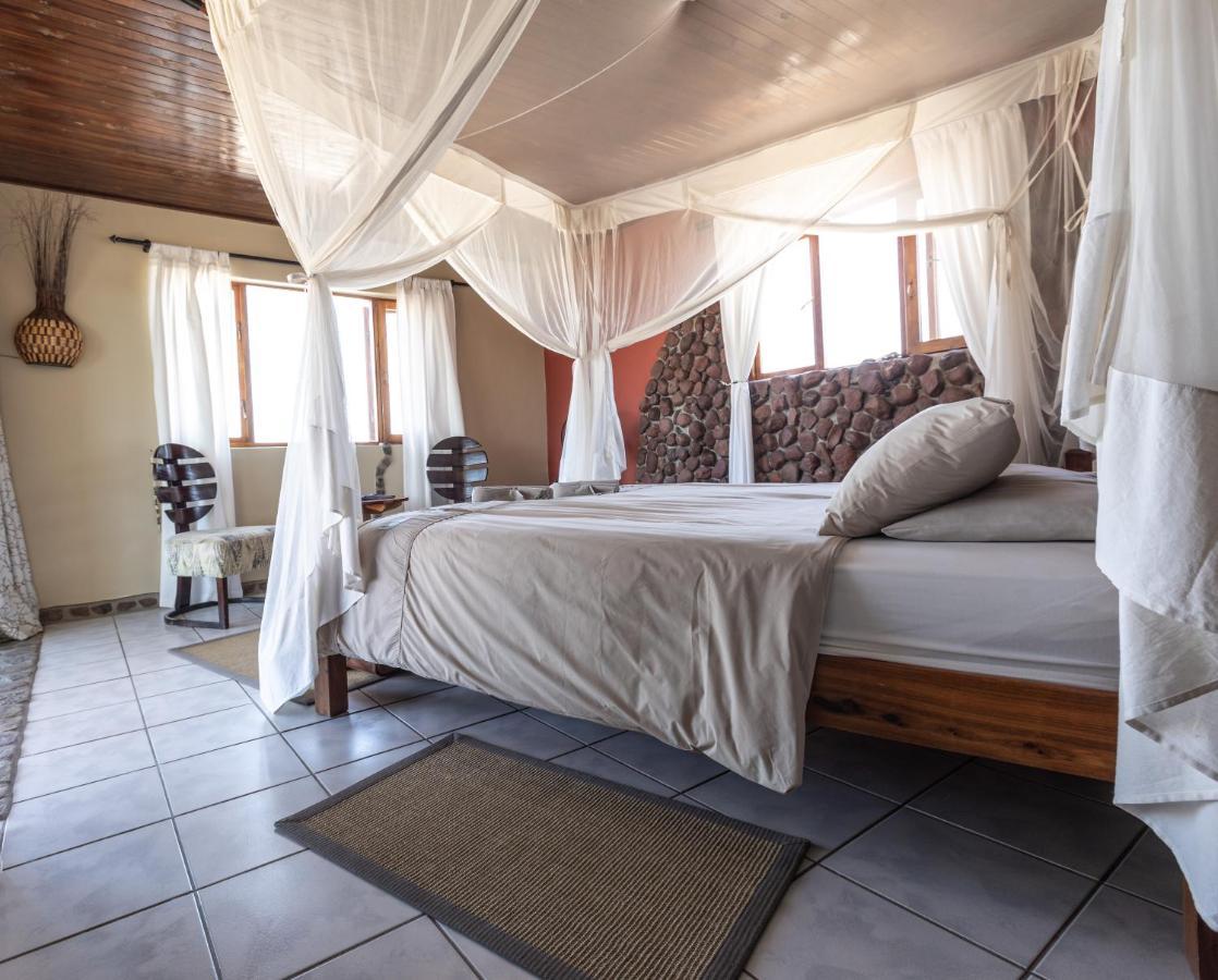 Hohenstein Lodge Usakos Экстерьер фото